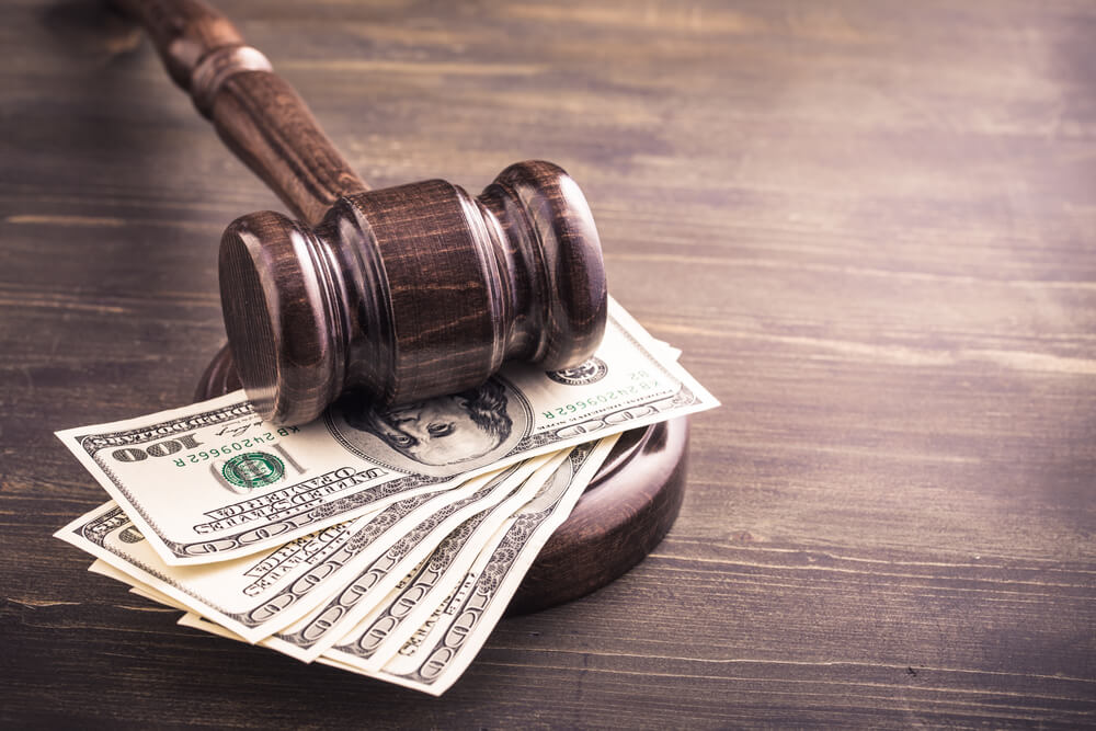 Car Accident Attorney Fees – How Much Do They Charge?